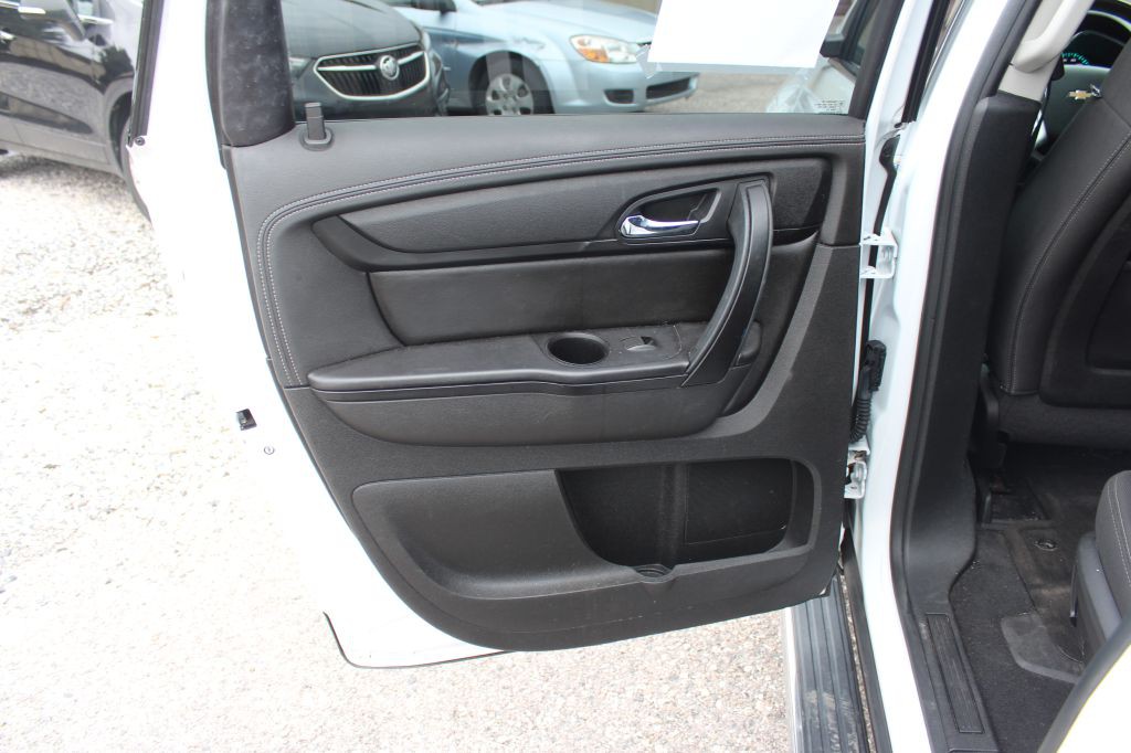 2017 Chevrolet Traverse Image 13