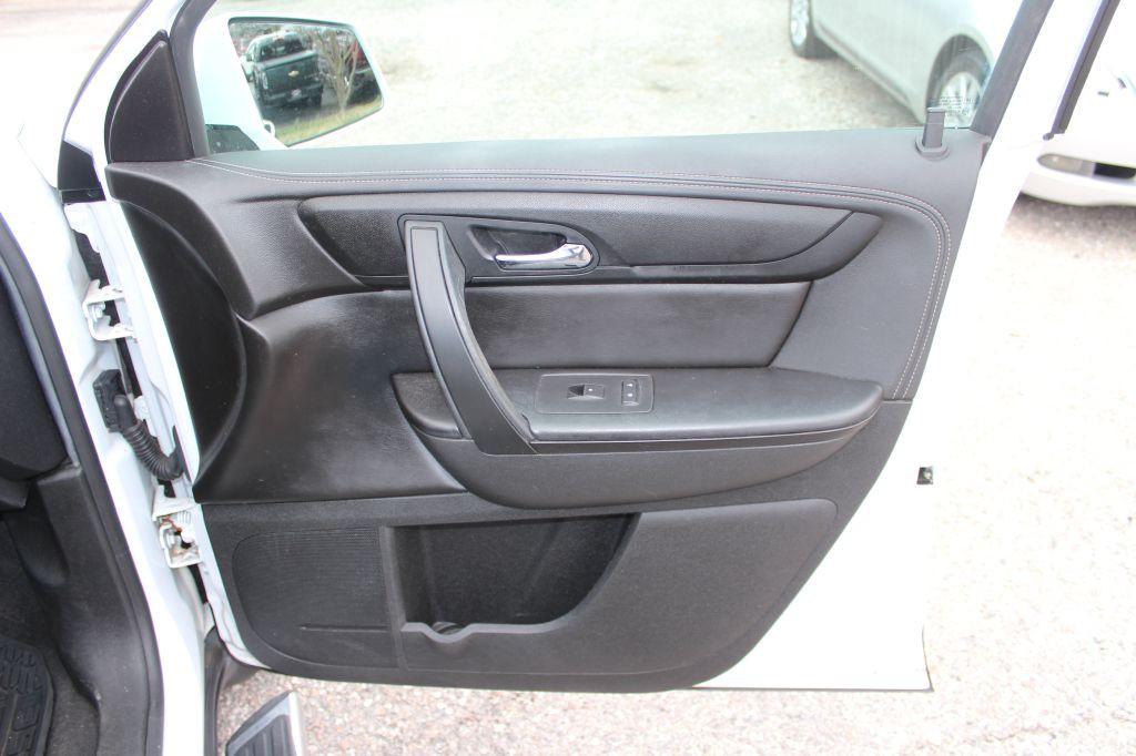 2017 Chevrolet Traverse Image 19