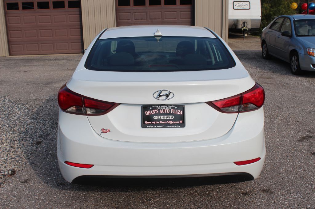 2016 Hyundai Elantra Image 6