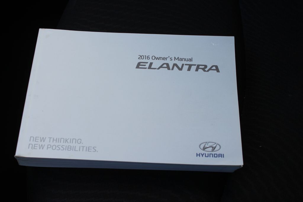 2016 Hyundai Elantra Image 24