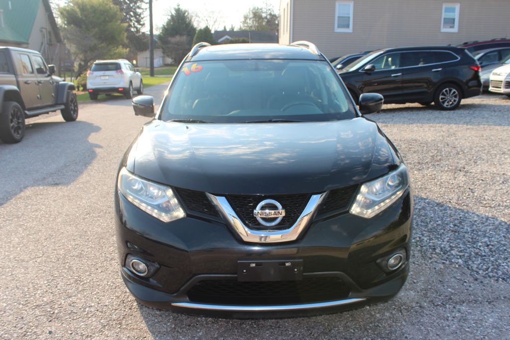 2016 Nissan Rogue Image 2
