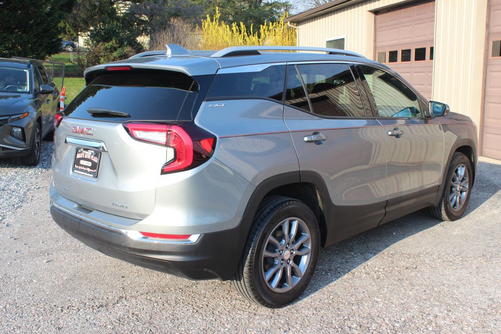 2024 GMC Terrain Image 5