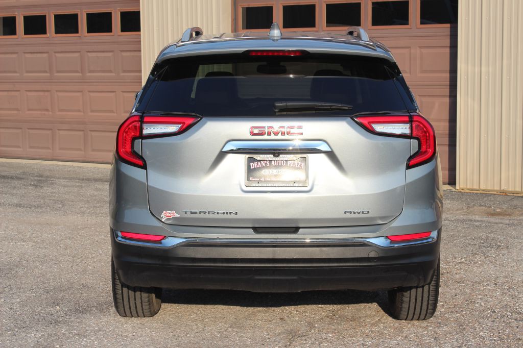2024 GMC Terrain Image 6