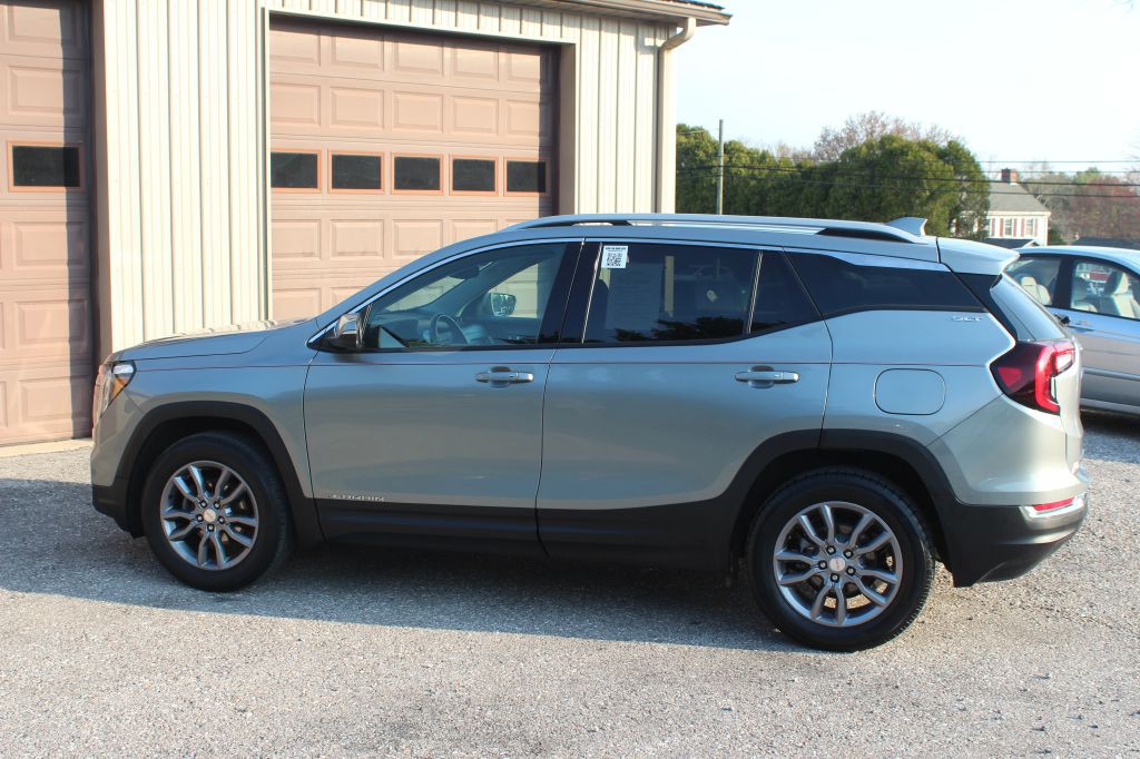 2024 GMC Terrain Image 8