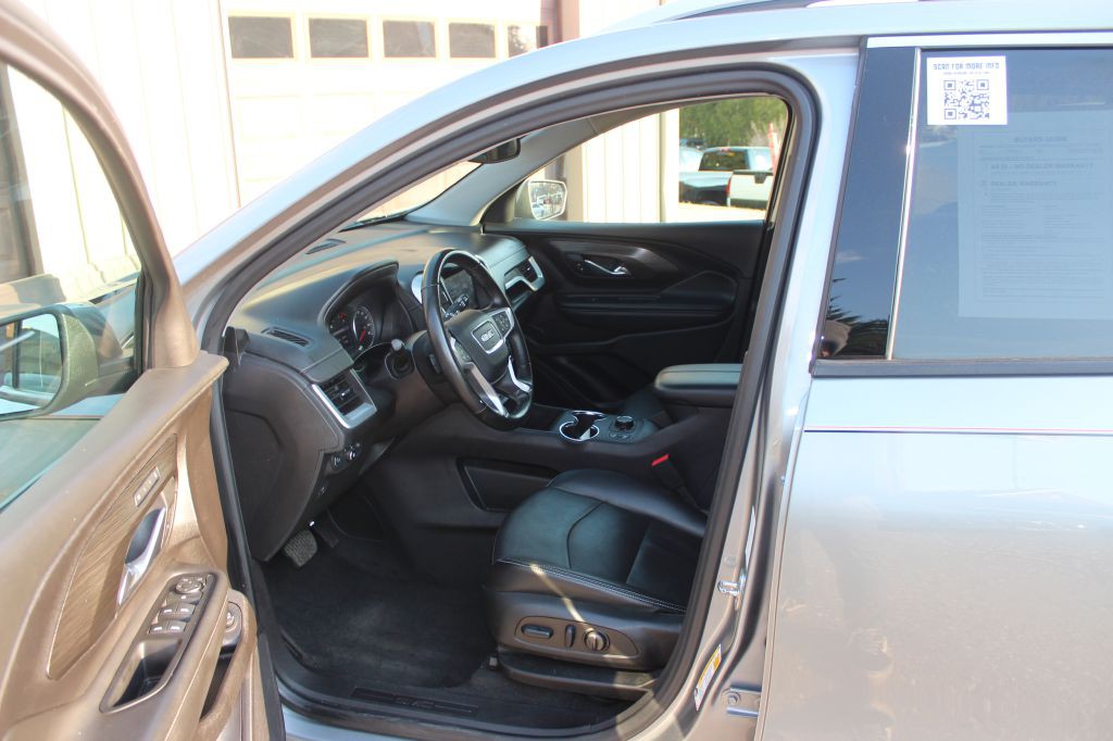 2024 GMC Terrain Image 9