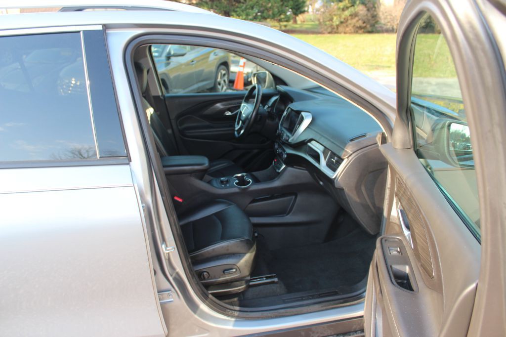 2024 GMC Terrain Image 17