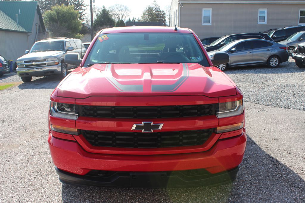 2018 Chevrolet Silverado 1500 Image 2