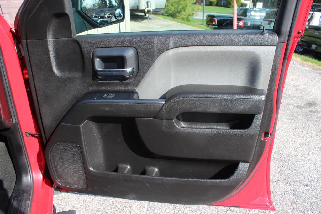 2018 Chevrolet Silverado 1500 Image 18