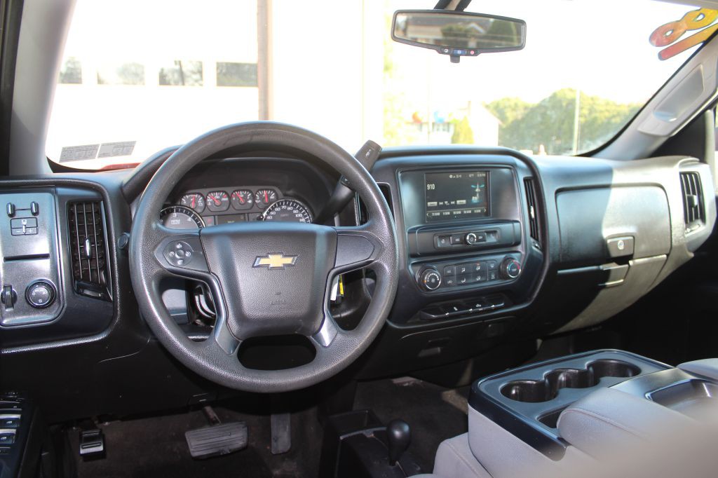 2018 Chevrolet Silverado 1500 Image 19