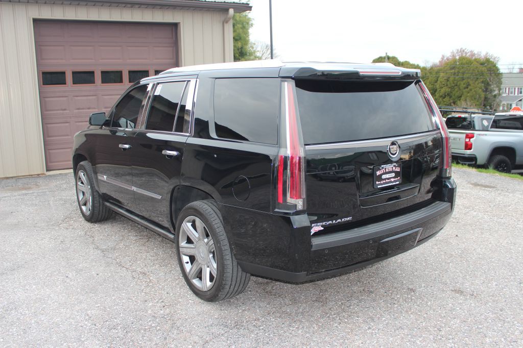 2015 Cadillac Escalade Image 7