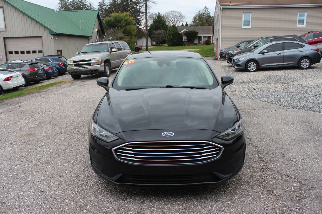 2019 Ford Fusion Image 2