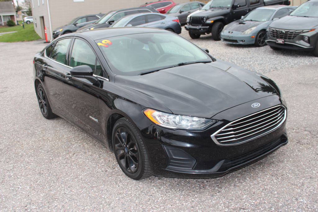 2019 Ford Fusion Image 3