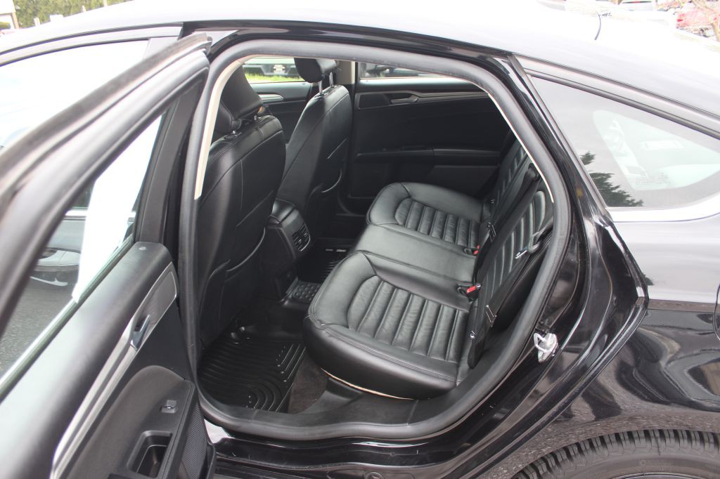 2019 Ford Fusion Image 12