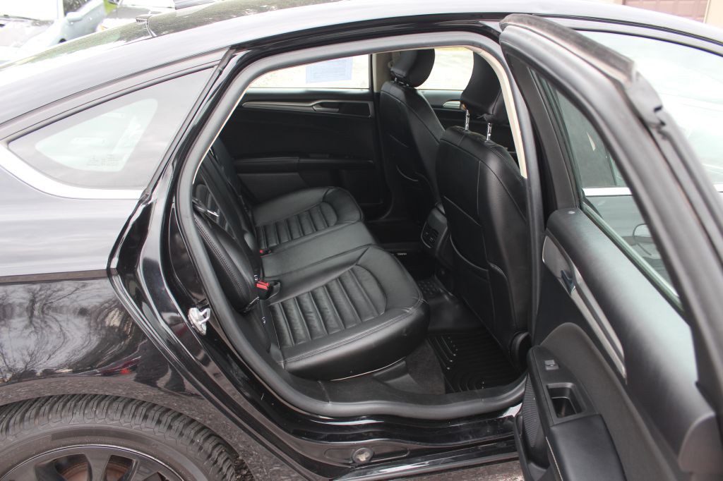 2019 Ford Fusion Image 15