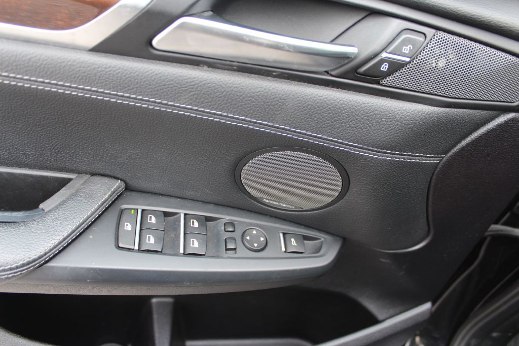 2016 BMW X3 Image 11