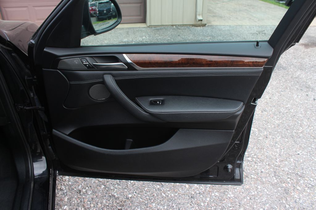 2016 BMW X3 Image 18