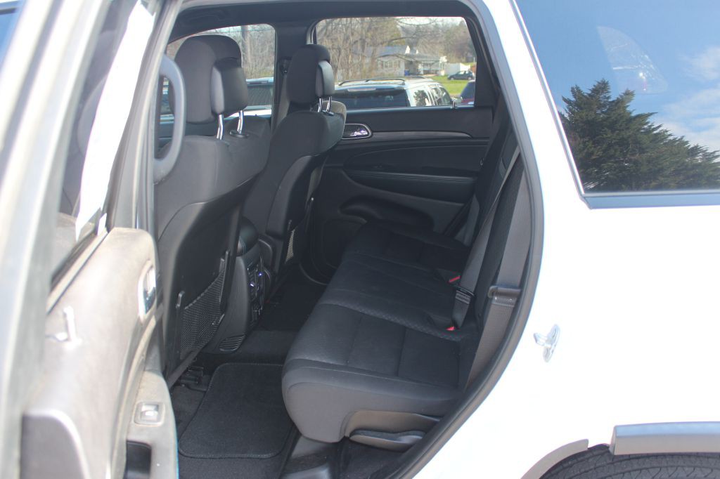 2019 Jeep Grand Cherokee Image 12