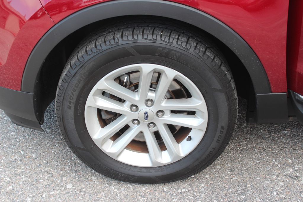 2015 Ford Explorer Image 26