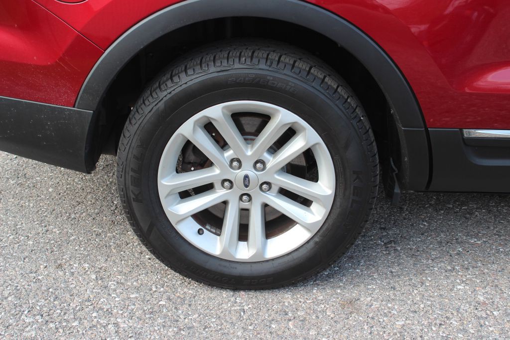 2015 Ford Explorer Image 28