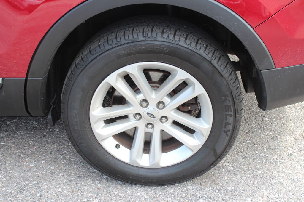 2015 Ford Explorer Image 29