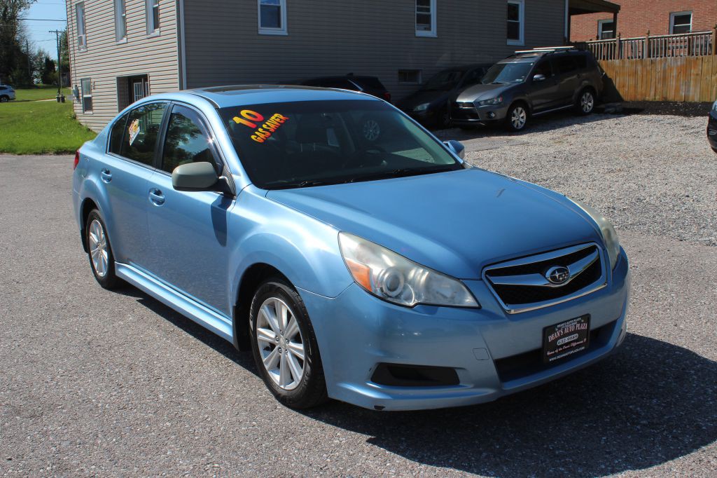 2010 Subaru Legacy Image 3