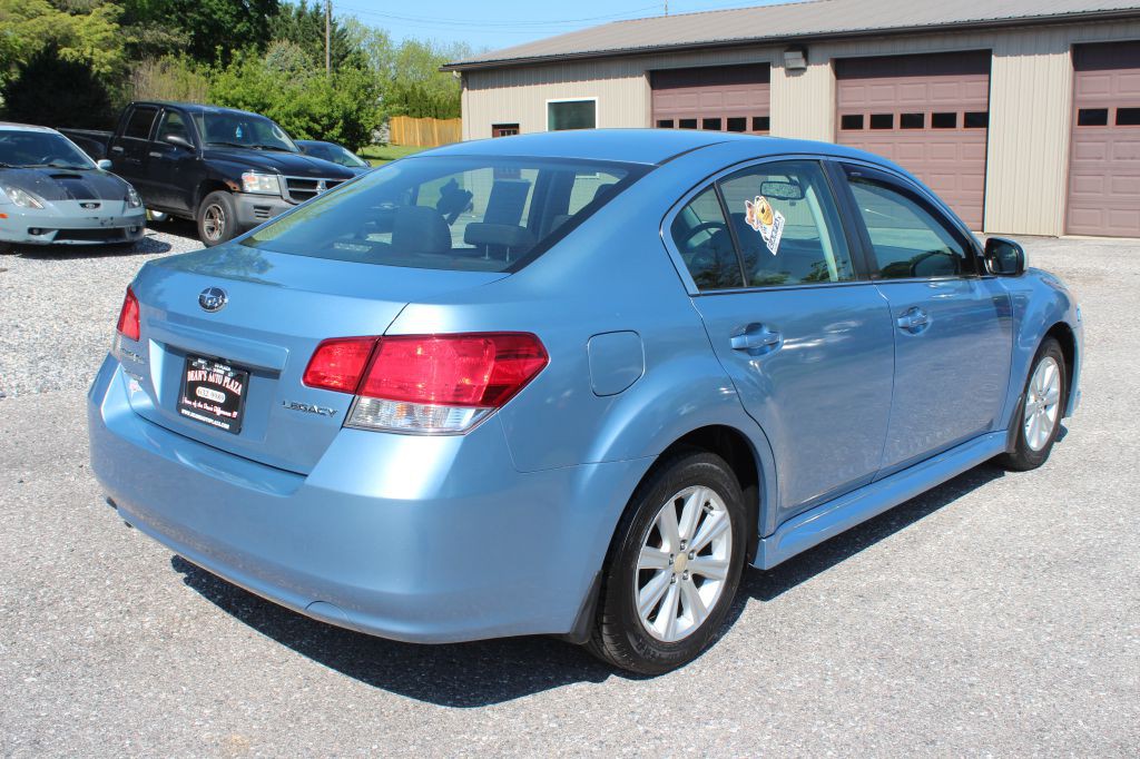 2010 Subaru Legacy Image 5
