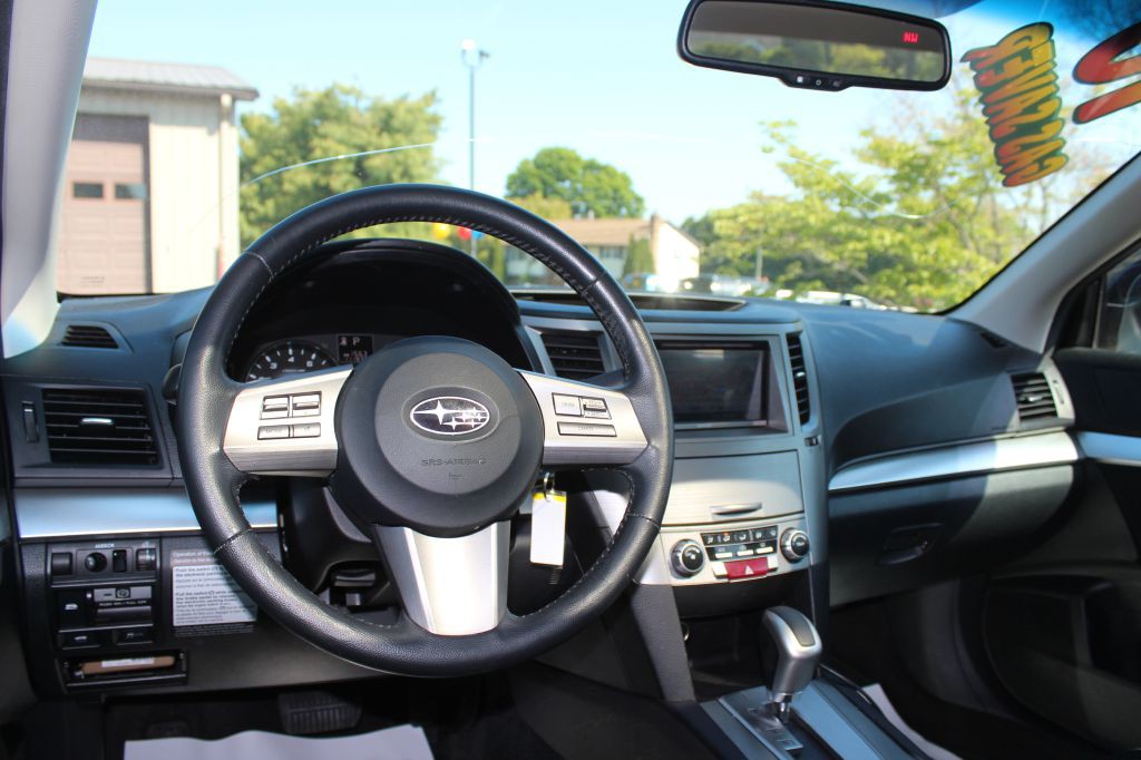 2010 Subaru Legacy Image 19