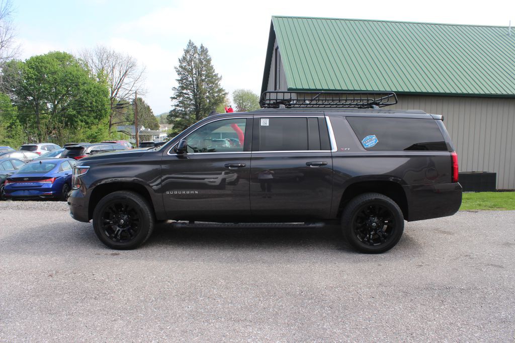 2016 Chevrolet Suburban Image 8