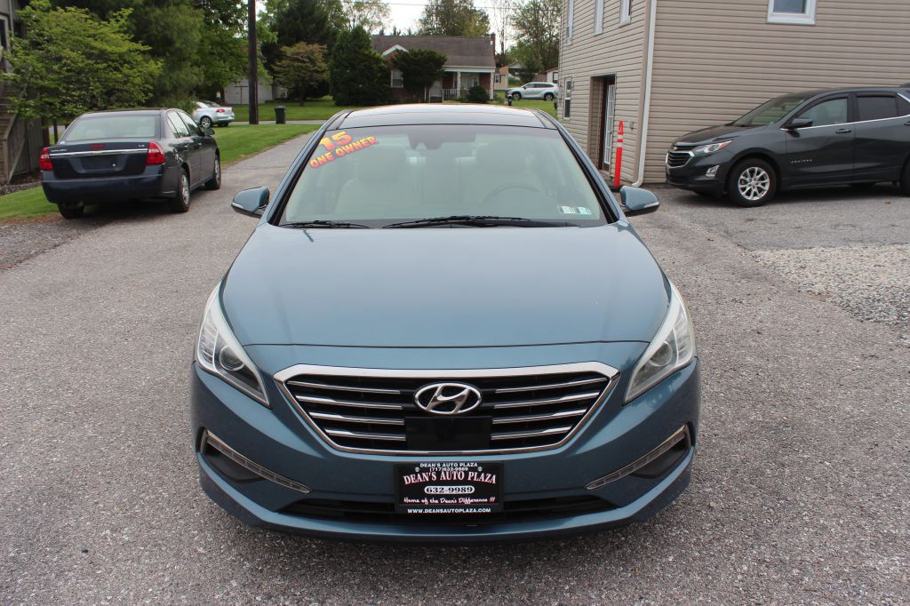 2015 Hyundai Sonata Image 2