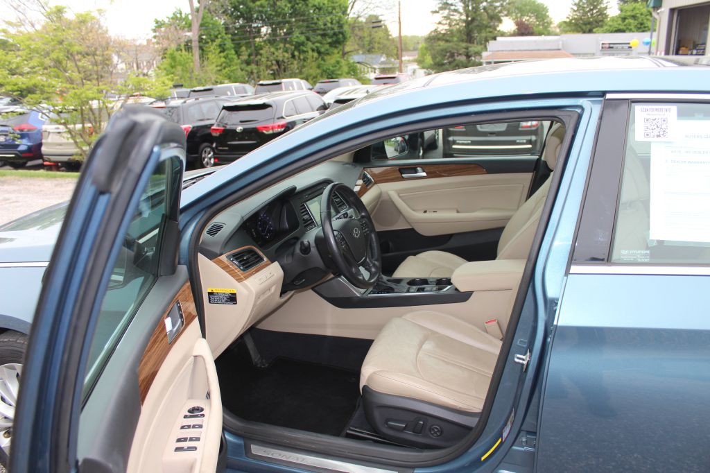 2015 Hyundai Sonata Image 9