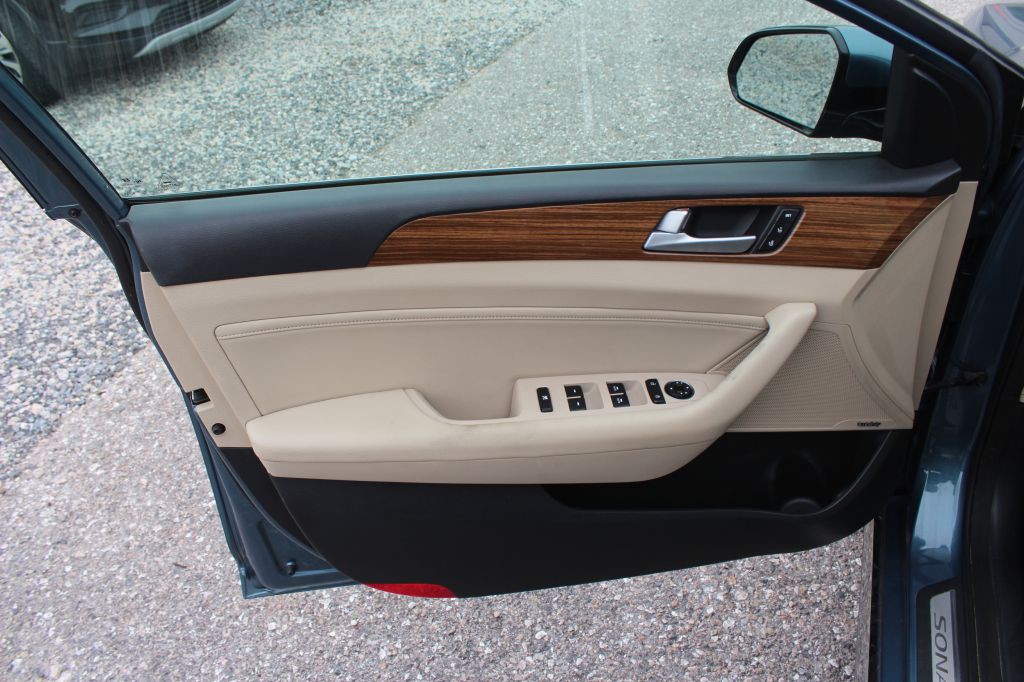 2015 Hyundai Sonata Image 10