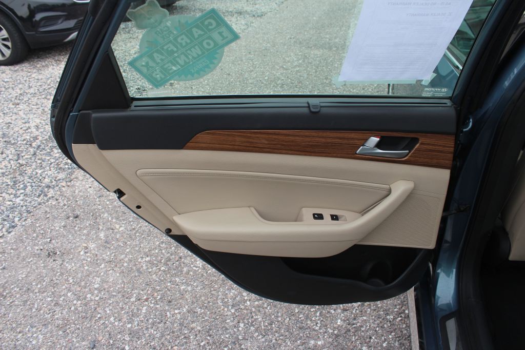 2015 Hyundai Sonata Image 12