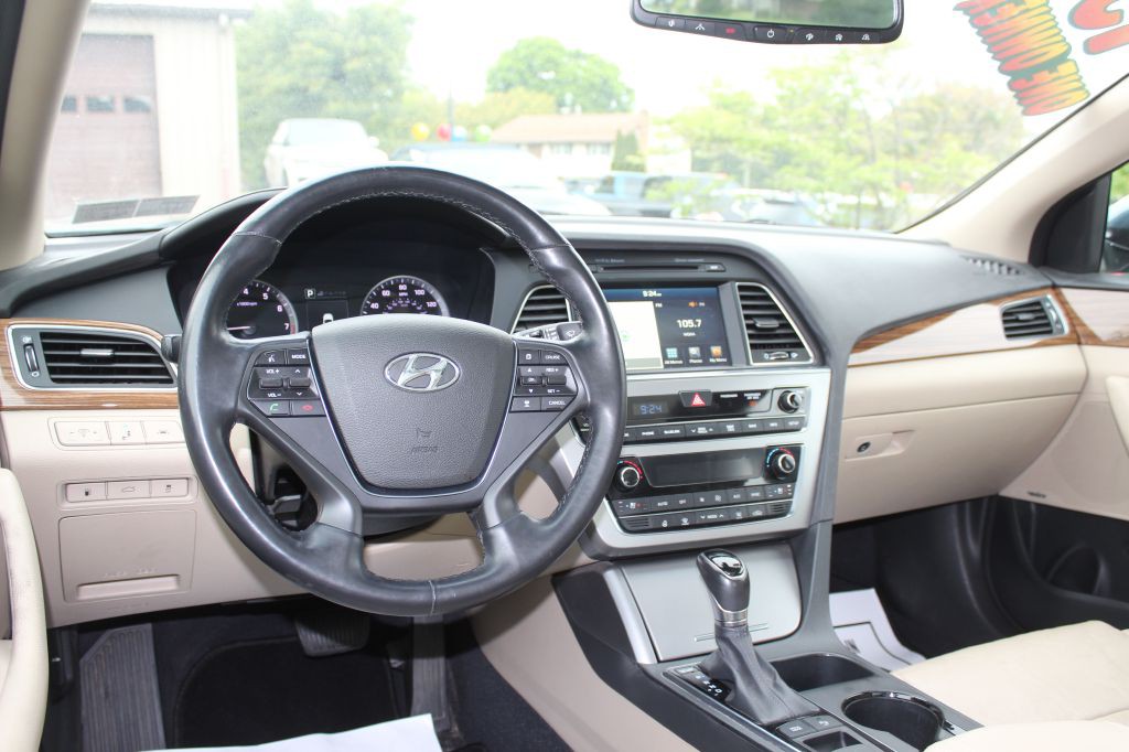 2015 Hyundai Sonata Image 18
