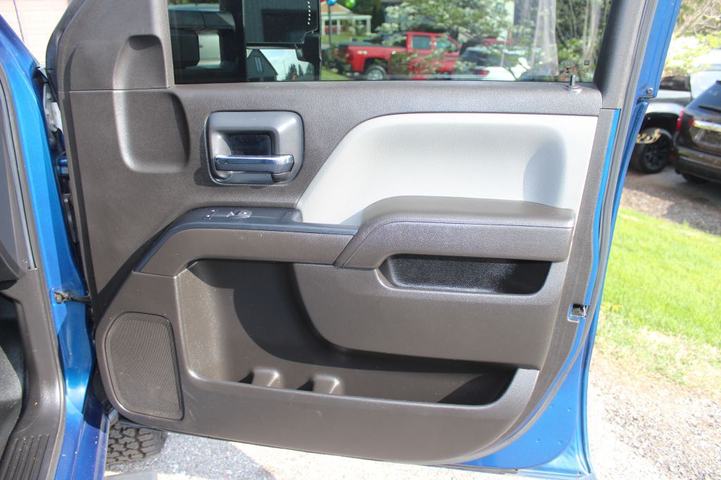 2017 GMC Sierra Image 18