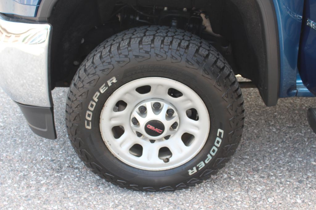 2017 GMC Sierra Image 24