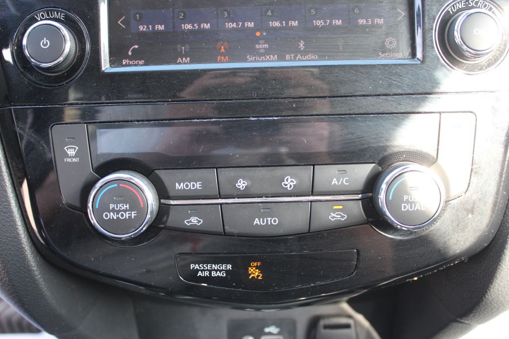 2020 Nissan Rogue Image 22