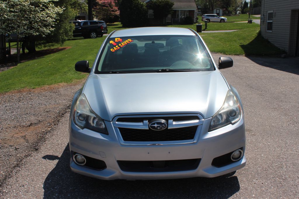 2014 Subaru Legacy Image 2