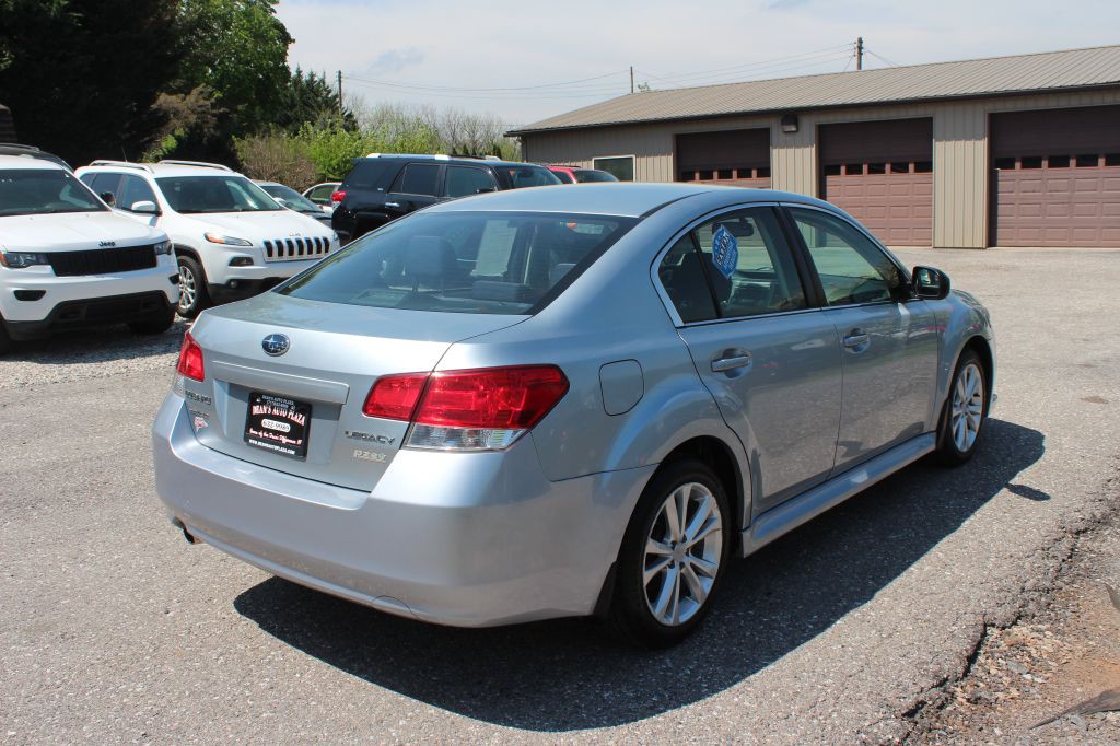 2014 Subaru Legacy Image 5