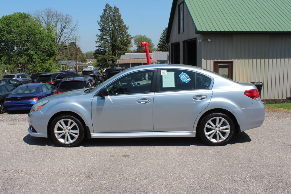 2014 Subaru Legacy Image 8