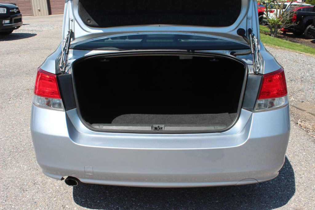 2014 Subaru Legacy Image 14