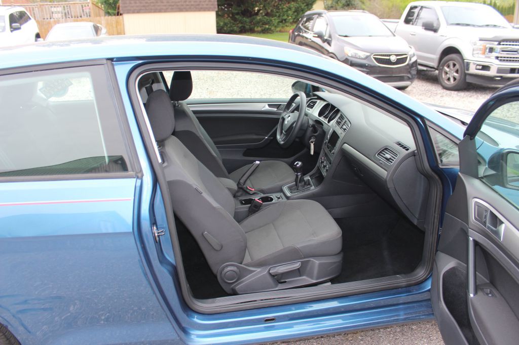 2015 Volkswagen Golf Image 13