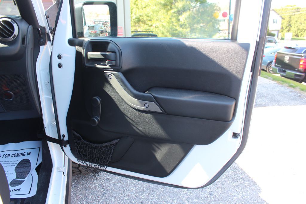 2016 Jeep Wrangler Unlimited Image 17