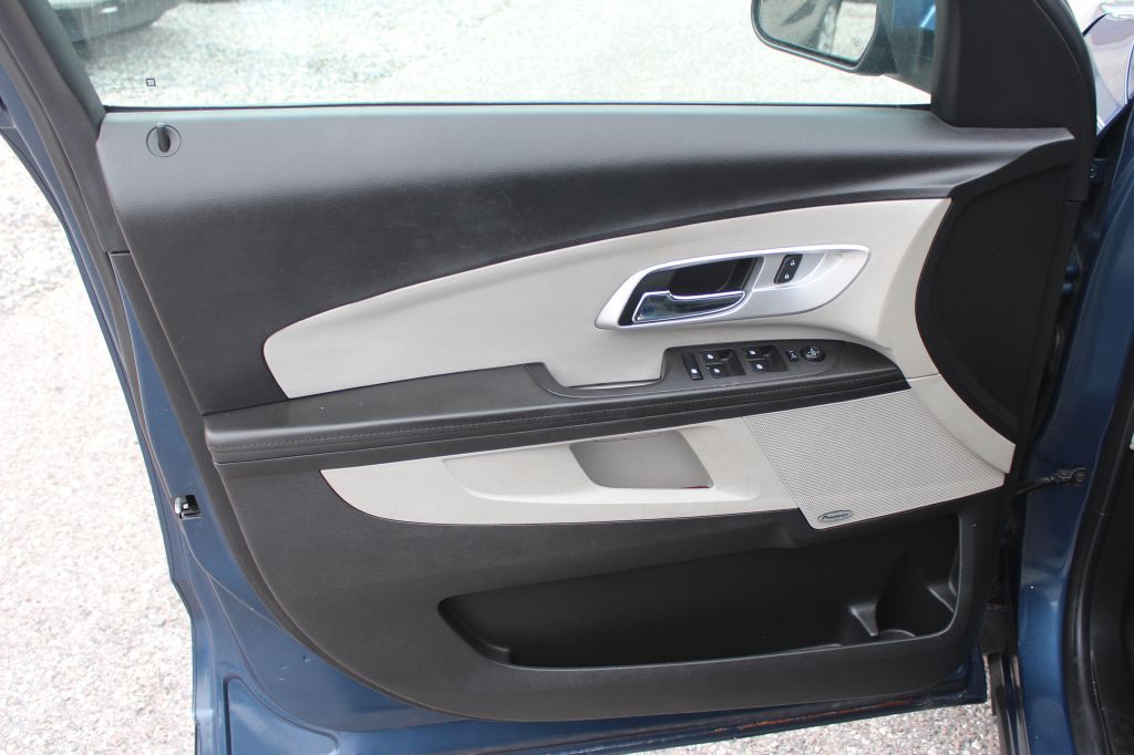 2017 Chevrolet Equinox Image 10