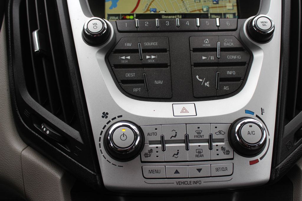 2017 Chevrolet Equinox Image 22