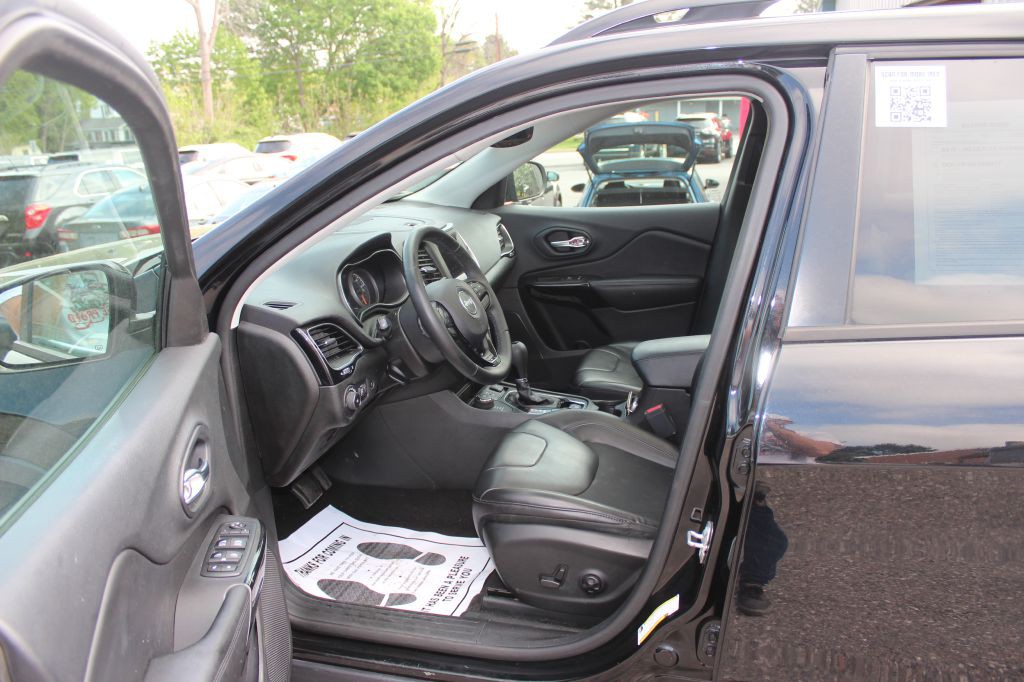 2019 Jeep Cherokee Image 9