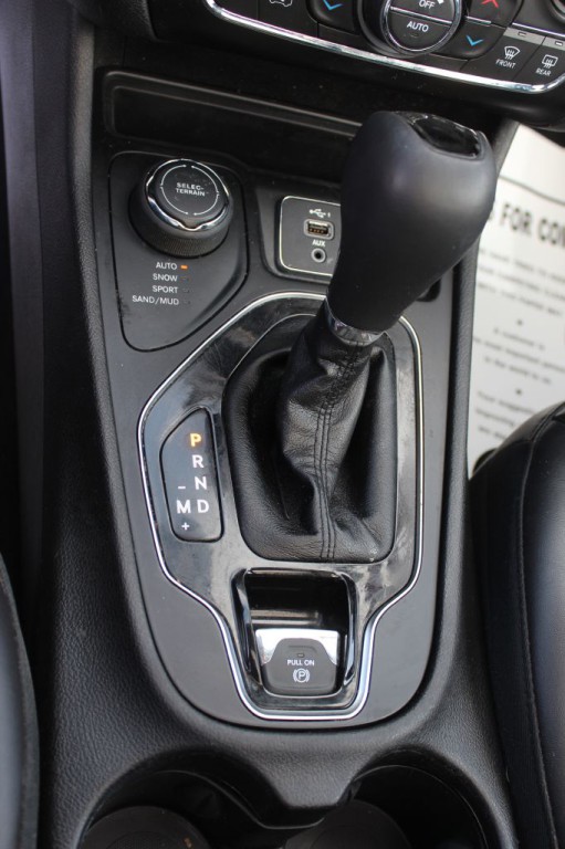 2019 Jeep Cherokee Image 25