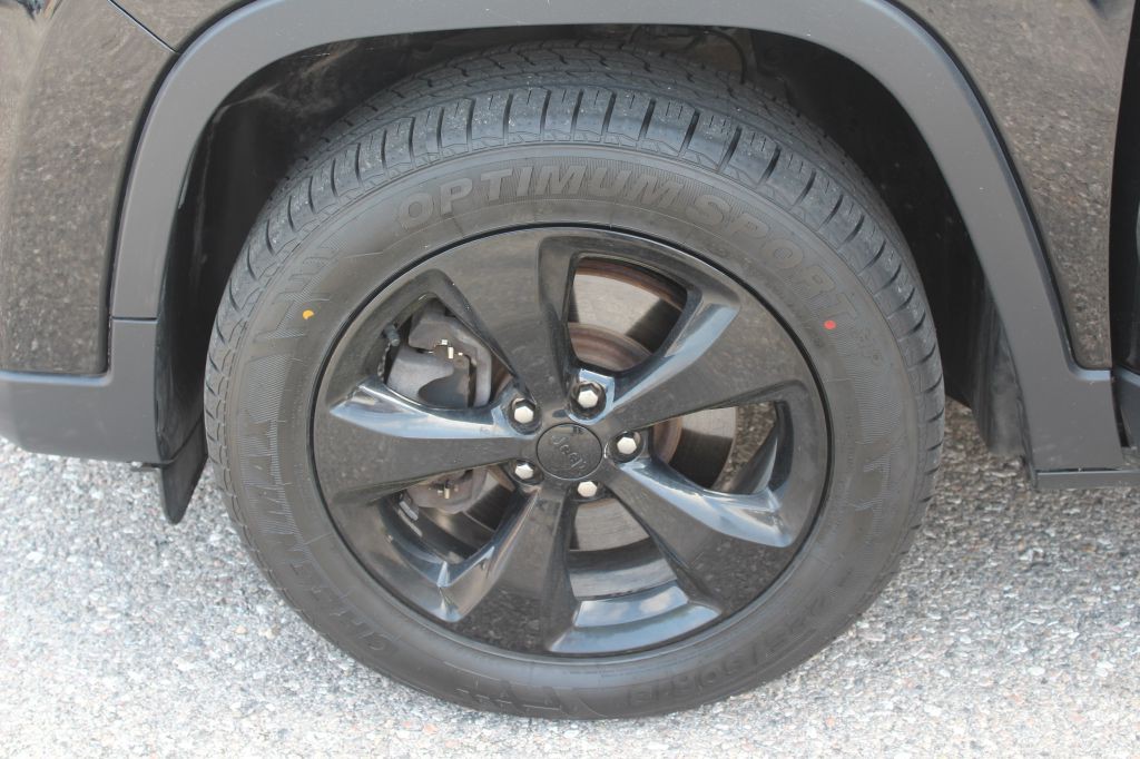 2019 Jeep Cherokee Image 26