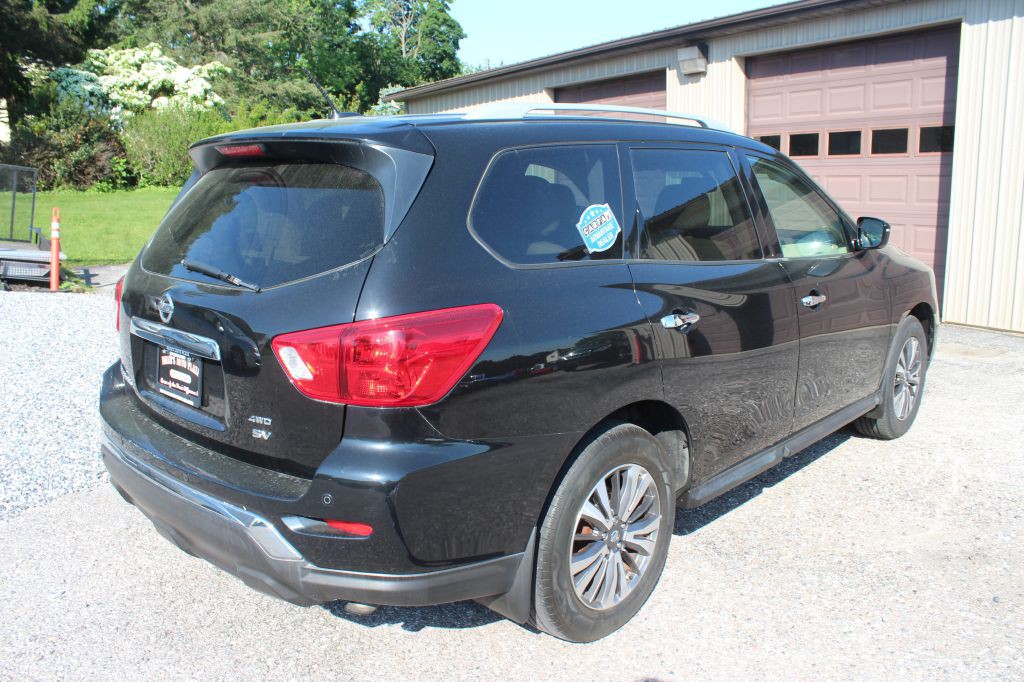 2017 Nissan Pathfinder Image 5