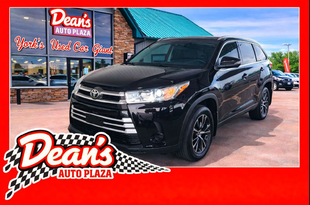 2019 Toyota Highlander LE