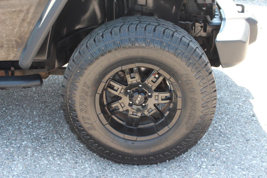 2014 Jeep Wrangler Unlimited Image 22